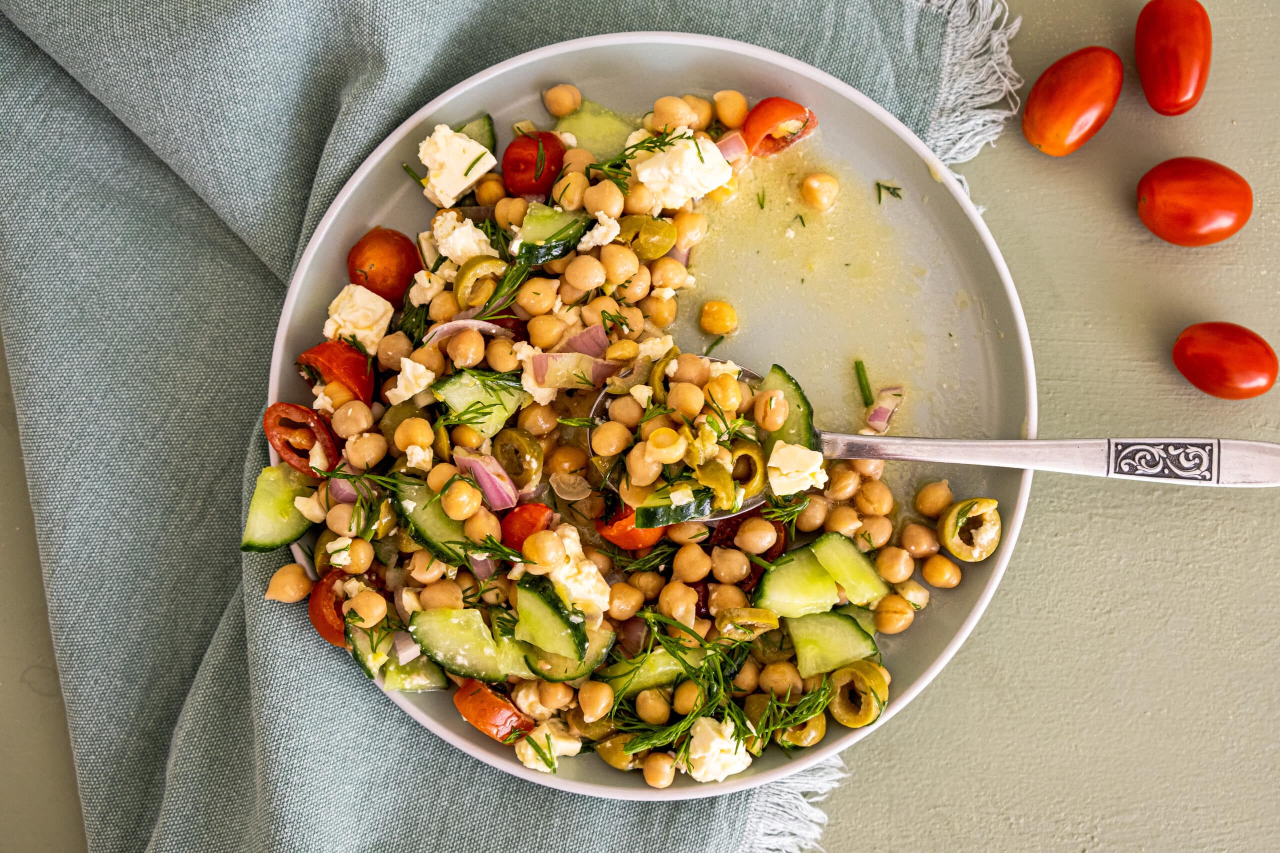salad with olives and chickpeas
